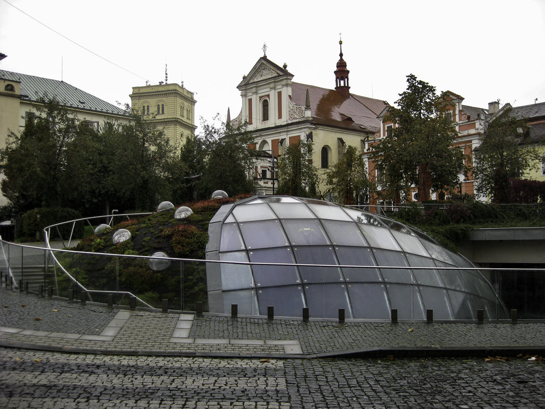 PIC-201010151752