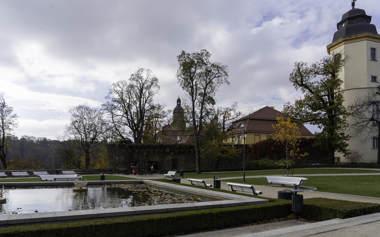 PIC-241025132742