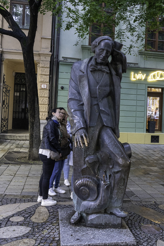 PIC-240601192454